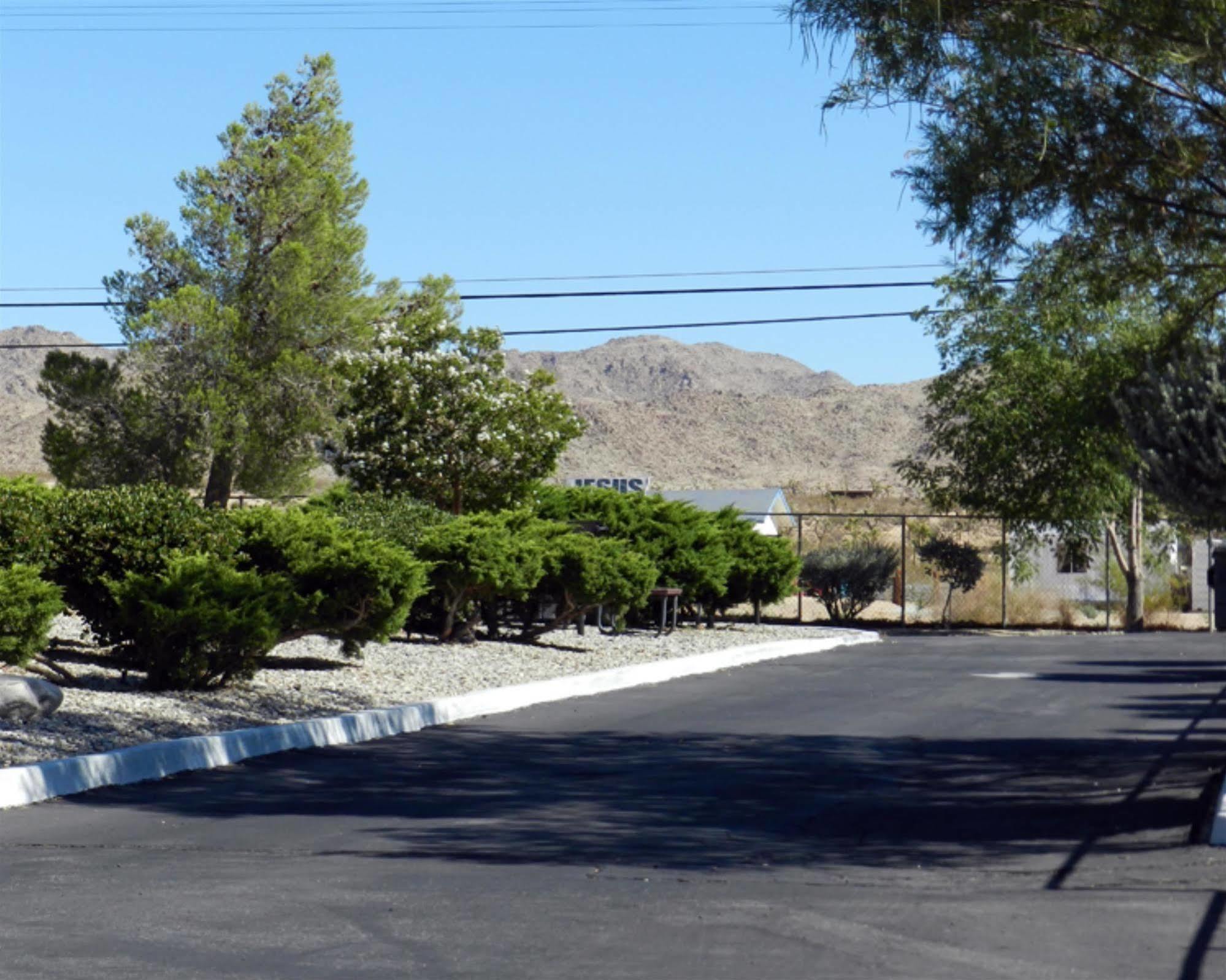 High Desert Motel Joshua Tree National Park (Adults Only) Exterior photo